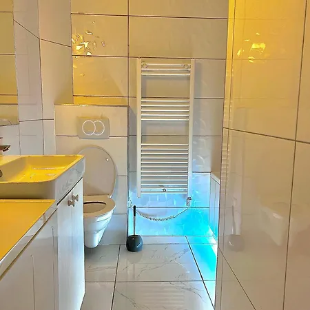 L8 Apartman