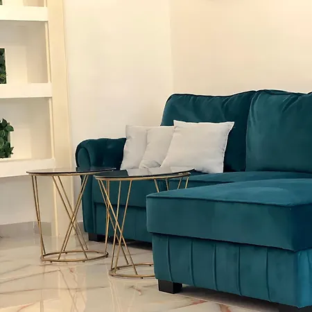 Apartment L8 Apartman *