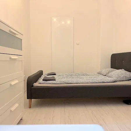 L8 Budapeste